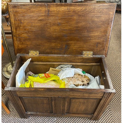 562 - Vintage oak blanket box containing haberdashery items and retro sewing patterns