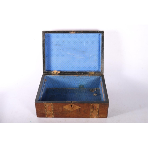 112 - Inlaid hinged box.