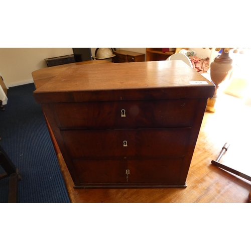 484 - Set of mahogany desk top drawers.