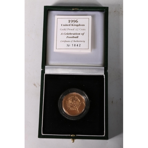 613 - The Royal Mint UNITED KINGDOM Queen Elizabeth II (1952-2022) brilliant uncirculated gold proof two p... 