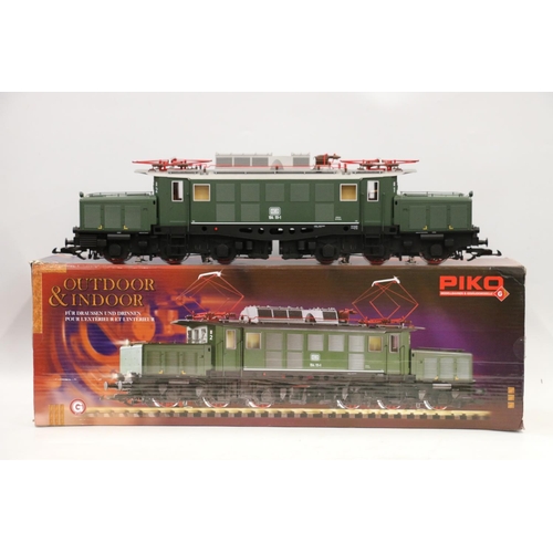 89 - Piko G gauge model railways 37430 overhead electric locomotive Deutsche Bahn 194 111-1 green, boxed.