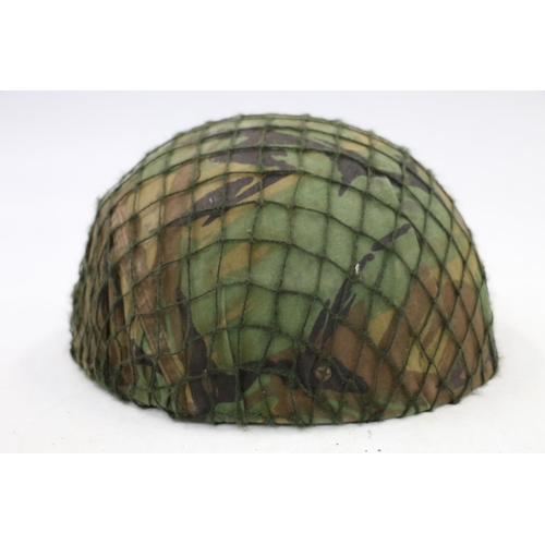 774 - Post WWII paratroopers para airborne helmet, the liner dated 1956 stamped 'CCL 7 1/2' and penned 'P ... 