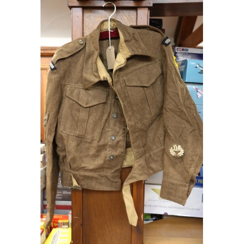 778 - WWII era khaki green battledress blouse serge with The Wholesale Bespoke Tailoring Co Ltd label date... 