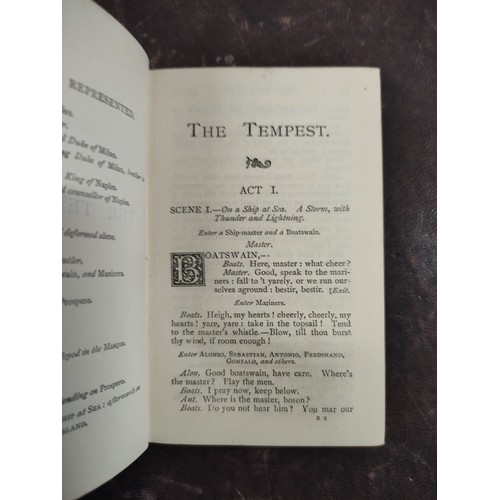 9 - SHAKESPEARE WILLIAM.  The Handy-Volume Shakespeare. 13 vols. Small format. Limp red morocco, gilt ba... 