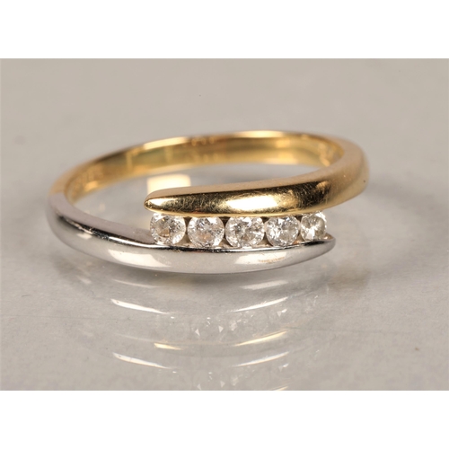 134 - 18ct gold and white gold toned diamond set ring, total weight 3.8g size Q