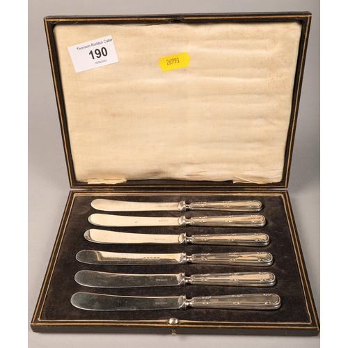 190 - Cased set of six silver handled butter knives hallmarked Sheffield 1915