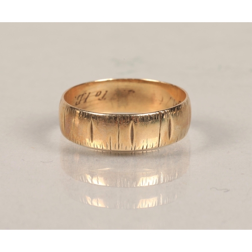 76 - 9ct gold band size Q, 2.8g