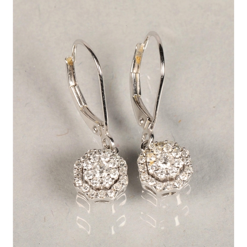 95 - 9 kt white gold and diamond drop earrings