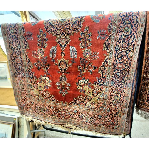 623 - Persian style rug approx 130cm x 200cm