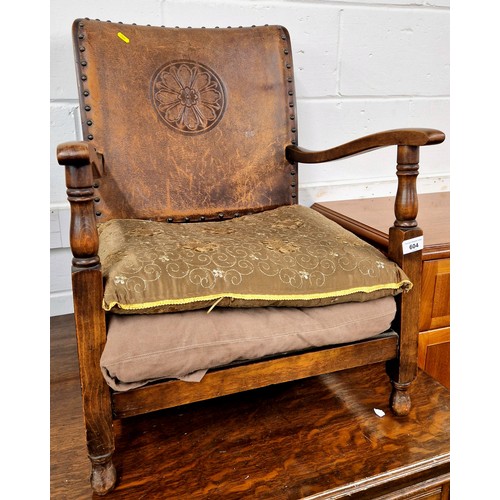 604 - Antique leather backed oak childrens chair