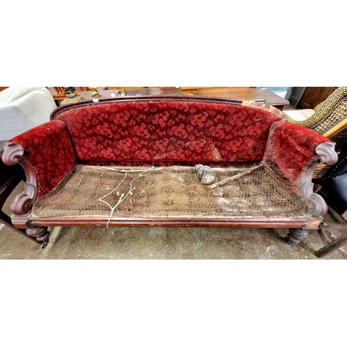 587 - Victorian three seater settee(in need of restoration)