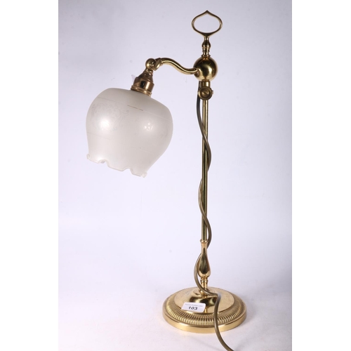 103 - Adjustable brass table lamp, 50cm.