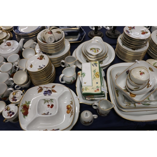 52 - Large Royal Worcester Evesham pattern dinner service to include dinner plates, 24cm diameter, servin... 