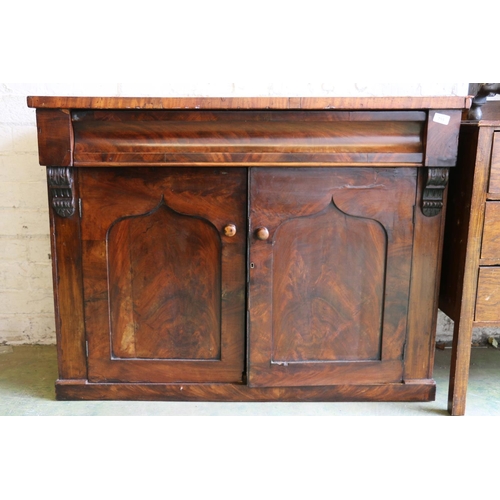 755 - 19th c. side cabinet, 83cm.