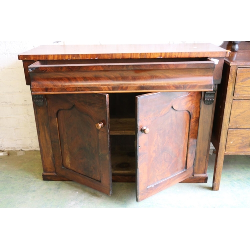 755 - 19th c. side cabinet, 83cm.