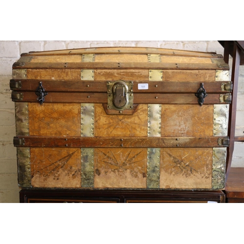 760 - Vintage dome toped trunk, 58cm.