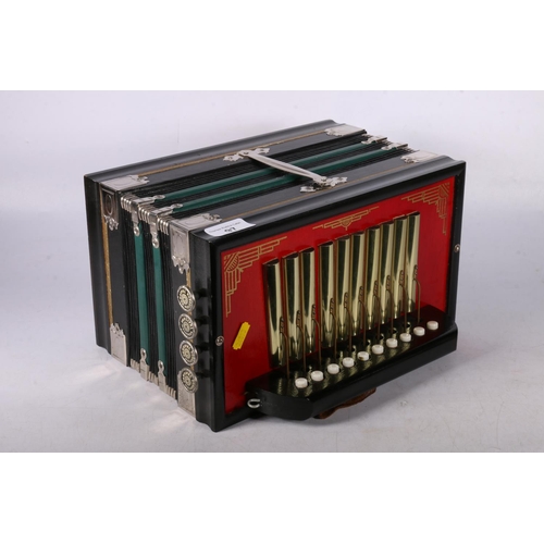 97 - Parsifal Melodeon, 17cm