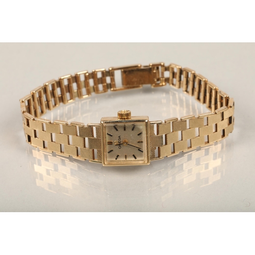 85 - 9ct yellow gold ladies' watch by Omegatotal weight 24.7 including spare links