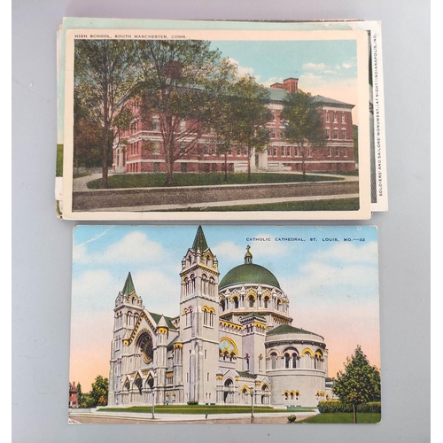 264 - Carton containing over 600 early to mid 20th century postcards mostly of American cityscapes and vie... 