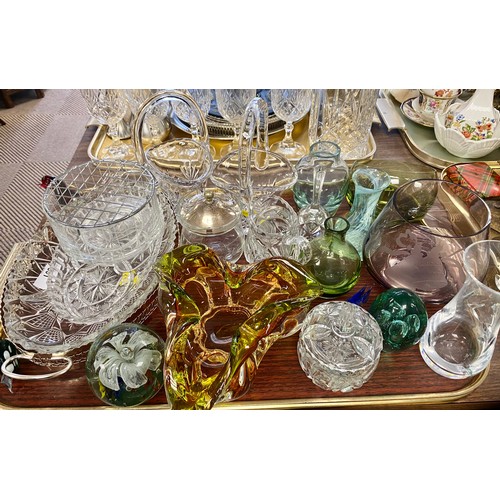 301 - Selection of studio glass including Murano, paperweights etc