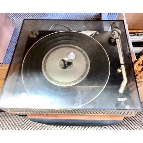 324 - Vintage Bang and Olufson Beogram 1000 turntable, radio and speakers