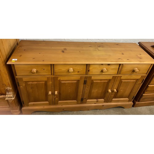 560 - Pine sideboard148 cm long 