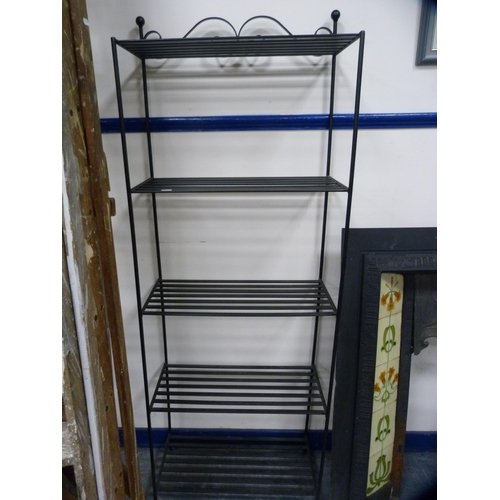 415 - Metal shelf unit.