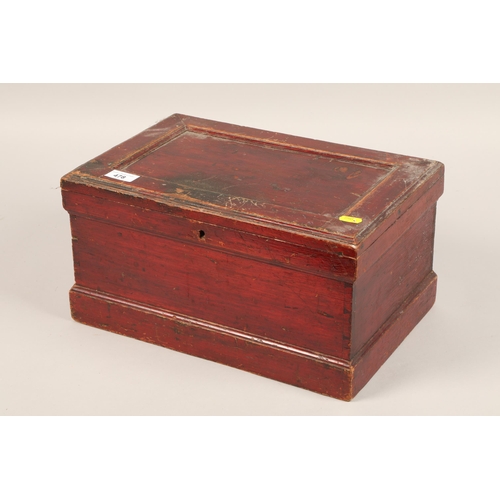 478 - Small pine chest & small wooden box