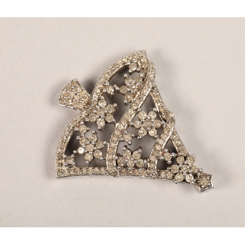 129 - Diamond and white metal pendant in the form of a Christmas tree, 3 cm long