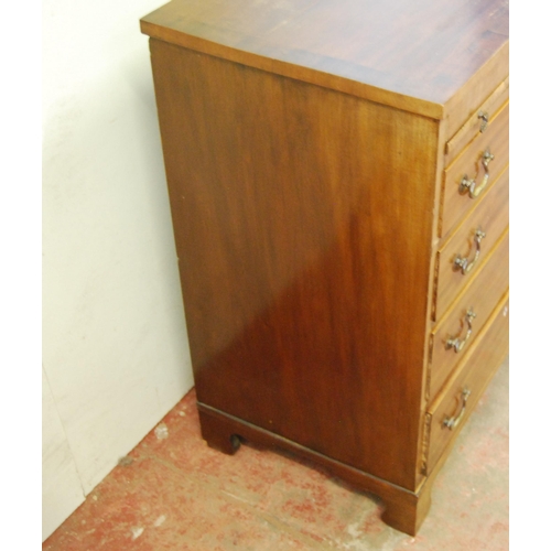 314 - Mahogany bachelor's chest of drawers in the George III style, c. early 20th century, with pull-out b... 