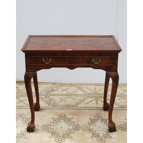 329 - Good quality reproduction burr wood silver table in the Queen Anne style with tray top flanked by pu... 