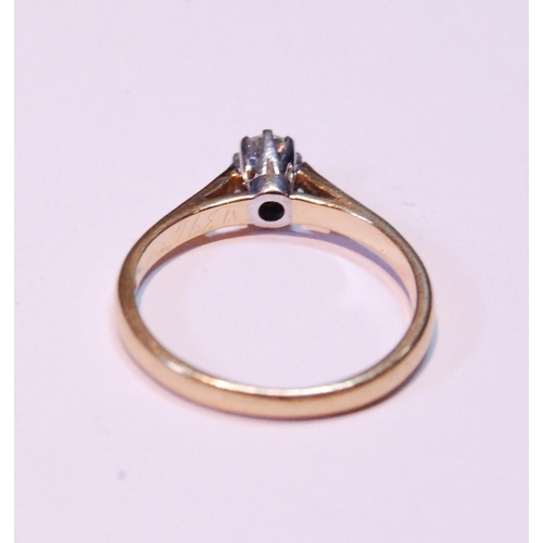 48 - Diamond solitaire ring with small brilliant in 18ct gold, 1983, size I, 2.3g gross.