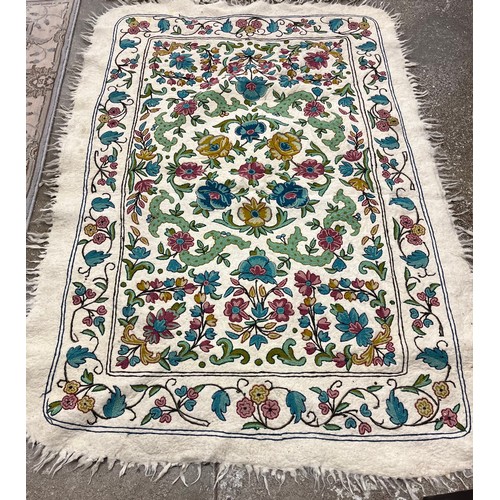 625 - Hand embroidered floral pattern rug