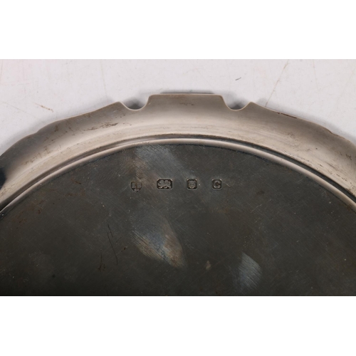 49 - George VI silver footed salver hallmarked Edward Barnard & Sons, London 1938, 16cm diameter... 