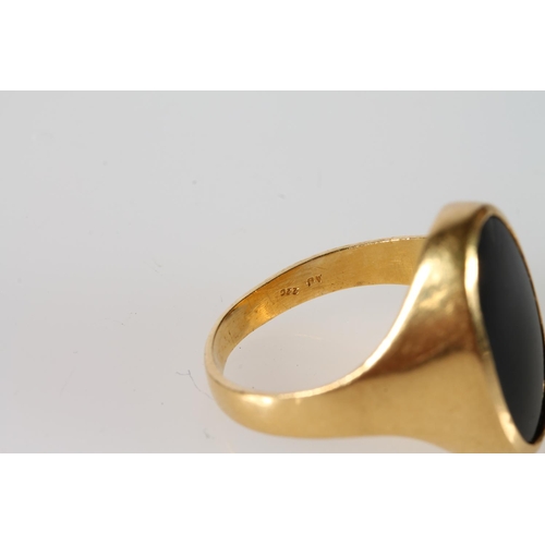 131 - Onyx signet ring, size N/O, stamped 22c AJ, 6.8g.