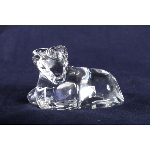 423 - Baccarat crystal glass animal model of a bear.