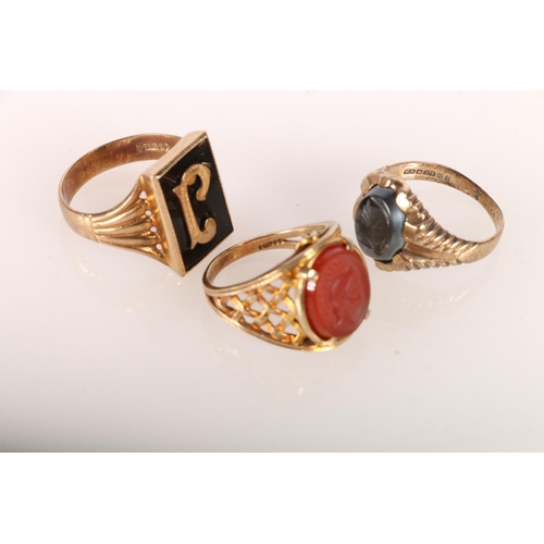 128 - 9ct gold signet ring with hematite intaglio size P, and another with a carnelian seal, and another 1... 