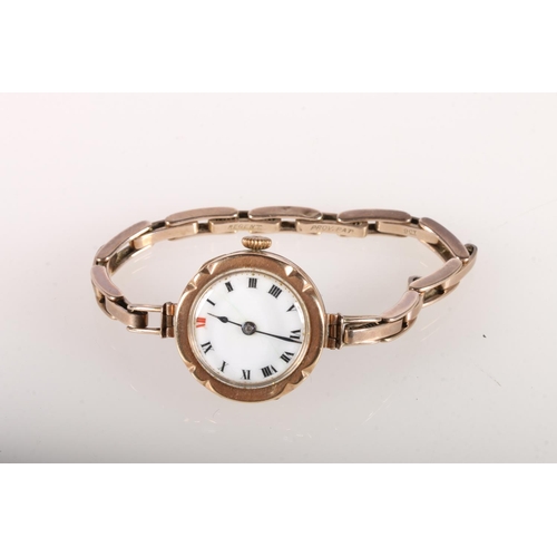 106 - 9ct gold cased ladies wrist watch on 9ct gold bracelet, 19.5g gross. 