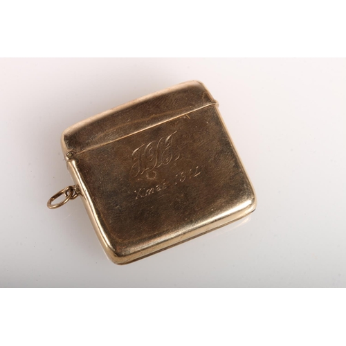 140 - 9ct gold vesta case by H W & Co Ltd, 26.7g. 