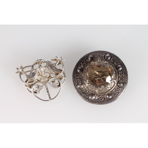 170 - Scottish silver Celtic shield brooch with large light yellow stone hallmarked Robert Allison, Glasgo... 