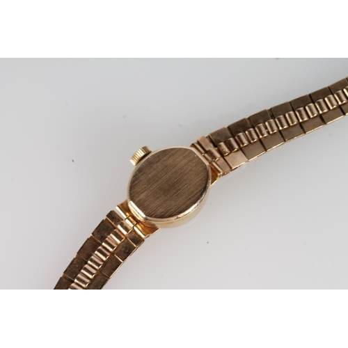 175 - 9ct gold cased Rotary ladies wrist watch with 9ct bracelet, 15.5g.