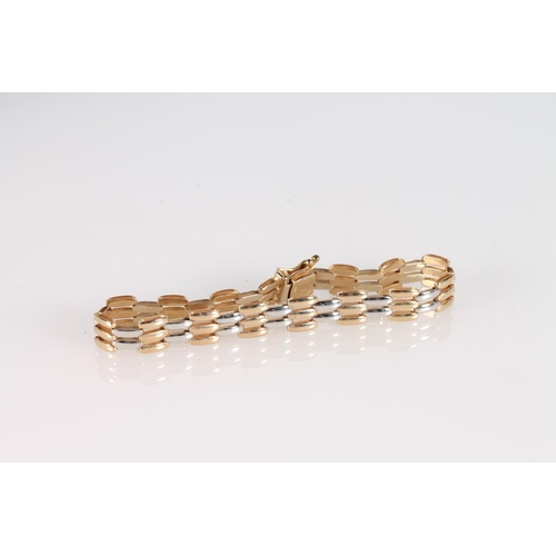 193 - 9ct gold two tone bracelet, 8.3g