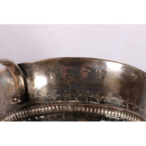 46 - George I silver porringer with scroll handles and repousse decoration, hallmarked London 1720, ... 