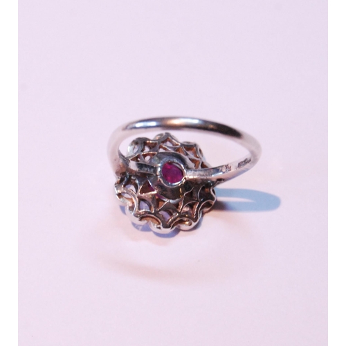 72 - Pink and white sapphire cluster ring, in silver.