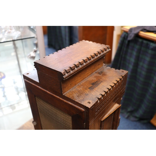 384 - Late 19th century continental oak bracket clock by Winterholder & Hoffmeier, The gothic style cl... 