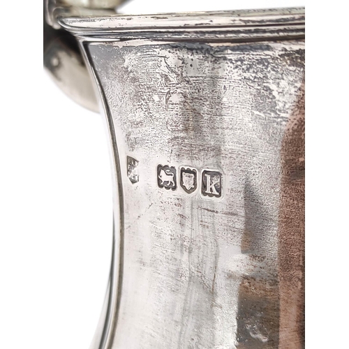 10 - Silver hot water pot, part fluted 1905, 572g. 18oz