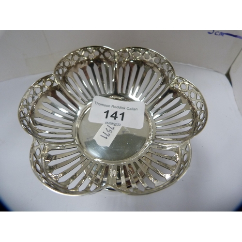 141 - Silver pierced bon-bon dish 72.6g.