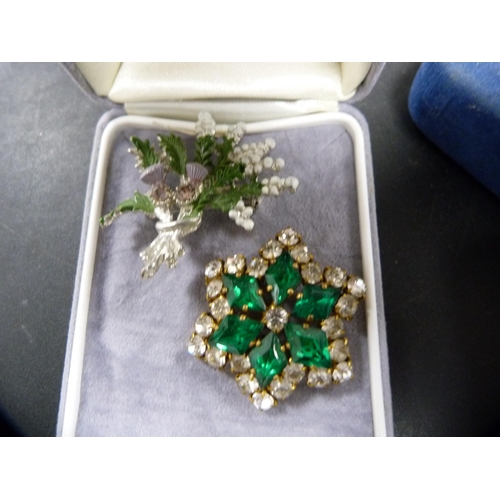 156 - 9ct gold gem-set lady's ring, 0.9g, and assorted costume brooches.