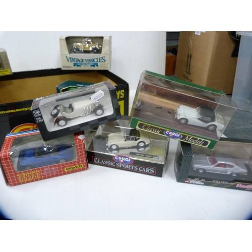 161 - Two cartons containing diecast cars and vehicles to include examples by Vanguards, Corgi, Motor Max ... 