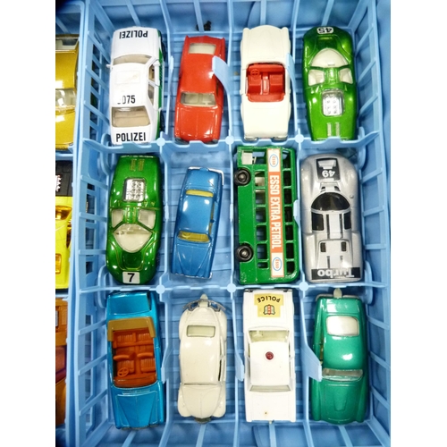 172 - Matchbox Series collector's case 41 containing assorted model cars, buses and lorries etc .